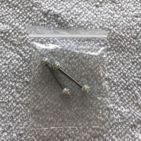 5 pair and two single nipple piercing jewelry - Picture 4 of 8